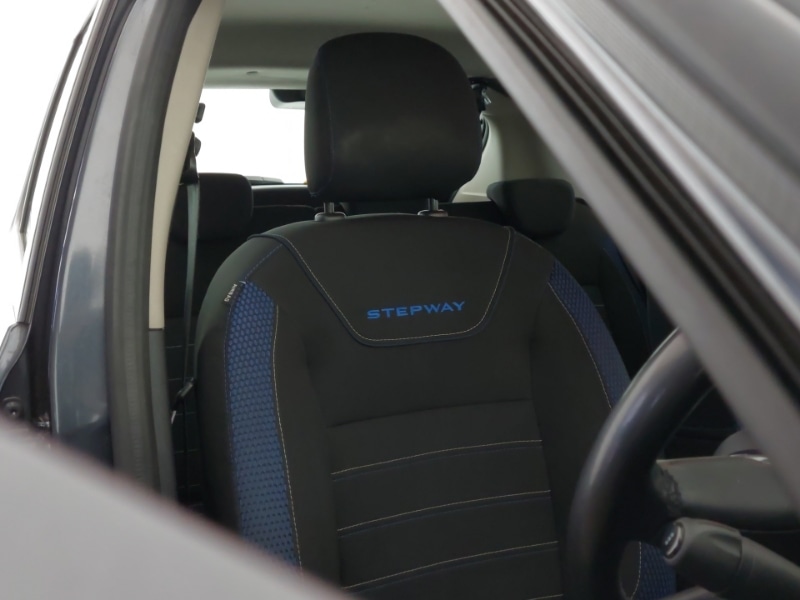 Used Dacia Sandero Stepway 2021 for sale - 77656755: Photo 12