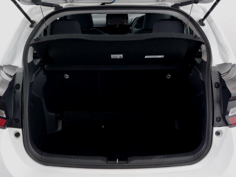 Used Toyota Yaris 2023 for sale - 77992773: Photo 8