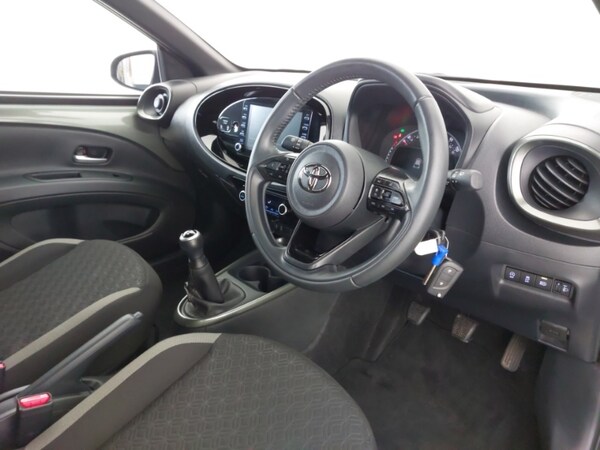 Used Toyota Aygo X 2023 for sale - 76145630: Photo 11
