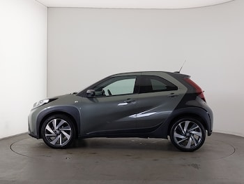Used Toyota Aygo X 2023 for sale - 76145630: Photo