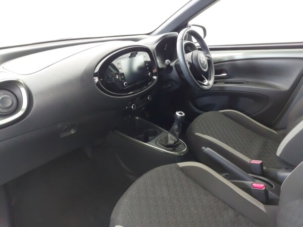 Used Toyota Aygo X 2023 for sale - 76145630: Photo 5