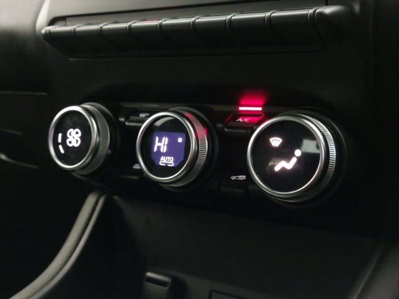 Used Renault Captur 2021 for sale - 77169301: Photo 15