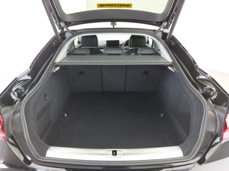Used Audi A5 2022 for sale - 76103440: Photo 8
