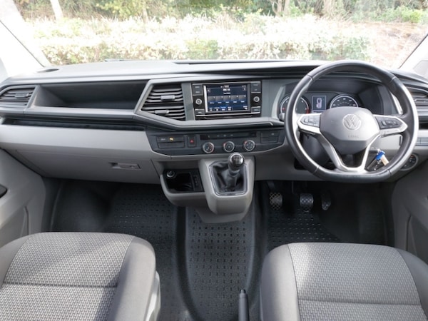 Used Volkswagen Transporter 2022 for sale - 76195859: Photo 2