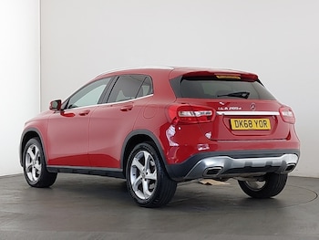 Used Mercedes-Benz GLA 2018 for sale - 79243139: Photo