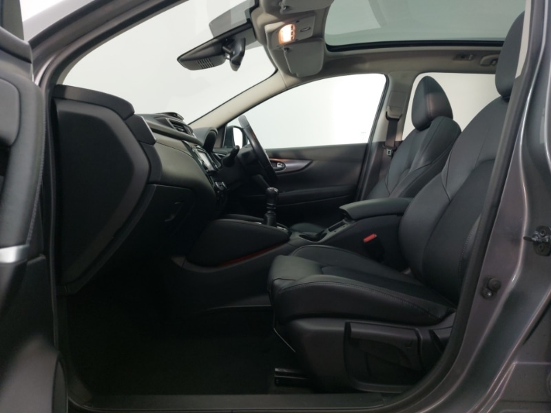 Used Nissan Qashqai 2018 for sale - 76721744: Photo 5