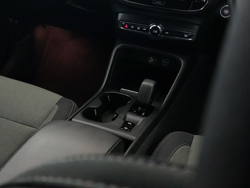 Used Volvo XC40 2022 for sale - 76721724: Photo 11