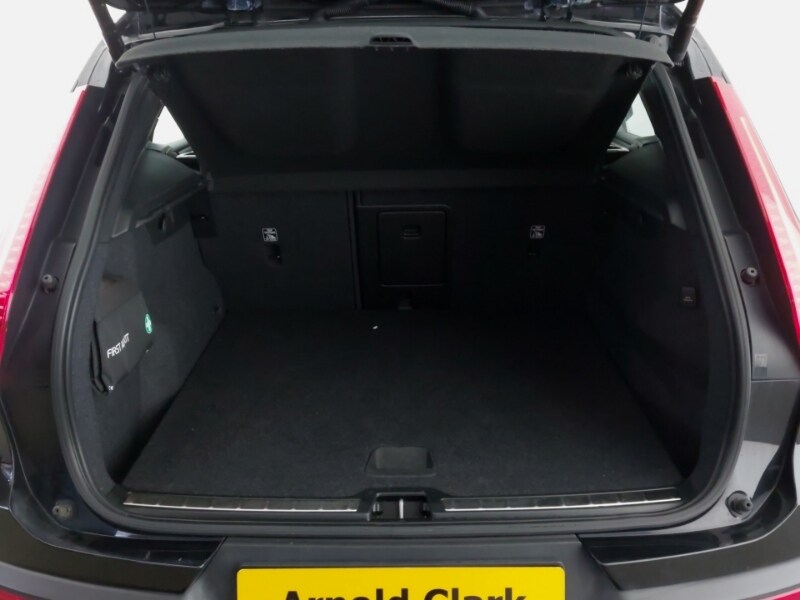 Used Volvo XC40 2020 for sale - 77818375: Photo 8