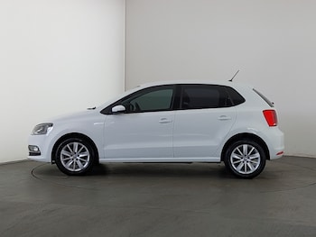 Used Volkswagen Polo 2016 for sale - 78225084: Photo