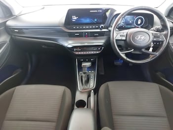Used Hyundai i20 2023 for sale - 79538562: Photo