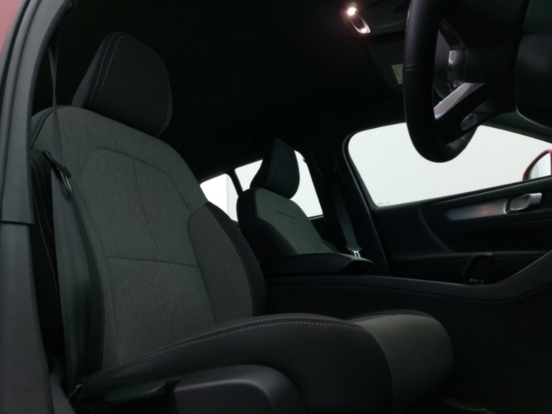 Used Volvo XC40 2022 for sale - 76713577: Photo 12