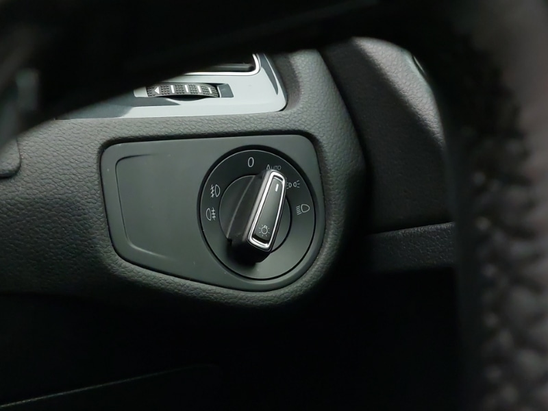 Used Volkswagen Golf 2019 for sale - 76687747: Photo 13