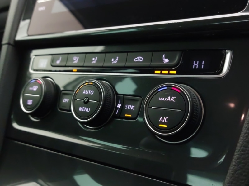 Used Volkswagen Golf 2019 for sale - 76687747: Photo 16