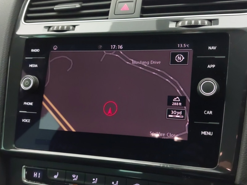 Used Volkswagen Golf 2019 for sale - 76687747: Photo 19