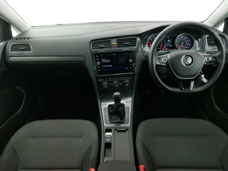 Used Volkswagen Golf 2019 for sale - 76687747: Photo 2