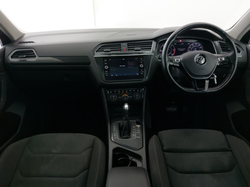 Used Volkswagen Tiguan 2017 for sale - 76721810: Photo 2