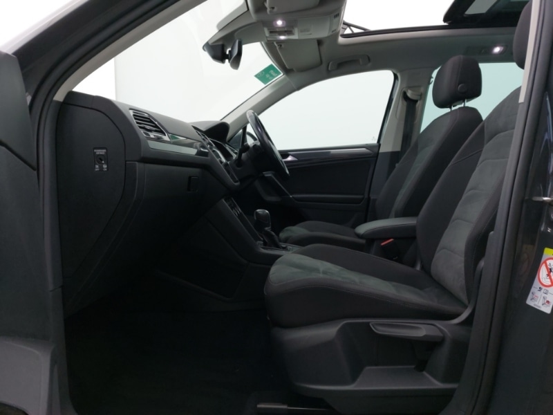 Used Volkswagen Tiguan 2017 for sale - 76721810: Photo 5