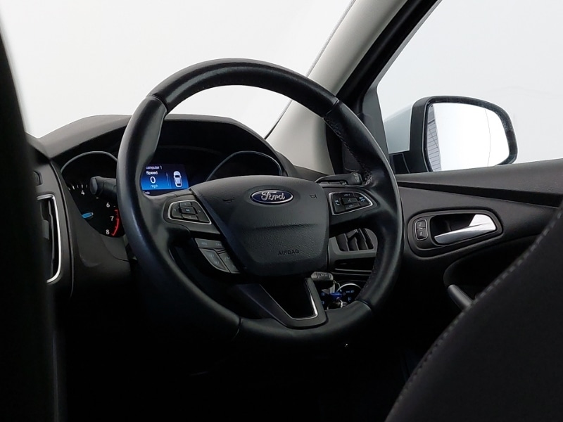 Used Ford Focus 2017 for sale - 77689884: Photo 10