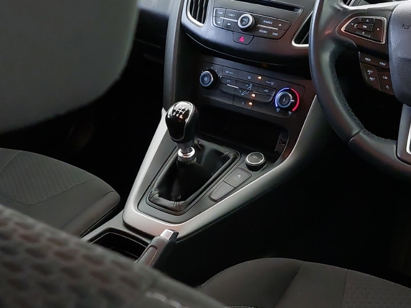 Used Ford Focus 2017 for sale - 77689884: Photo 11