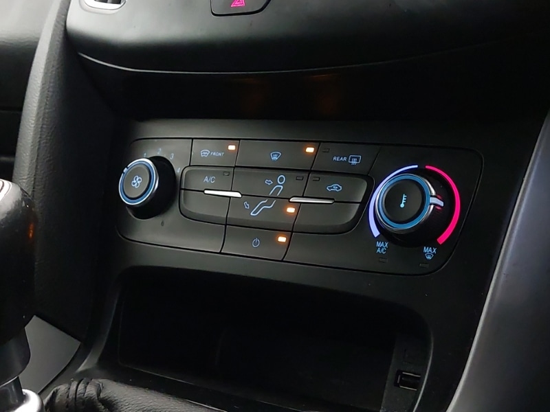 Used Ford Focus 2017 for sale - 77689884: Photo 15