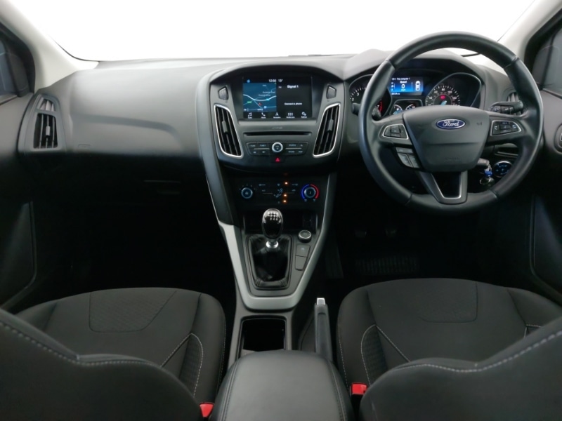 Used Ford Focus 2017 for sale - 77689884: Photo 2