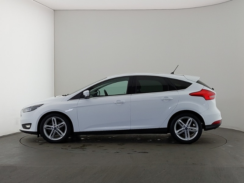 Used Ford Focus 2017 for sale - 77689884: Photo 4