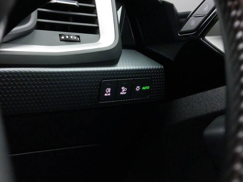 Used Audi A1 2018 for sale - 76911544: Photo 14