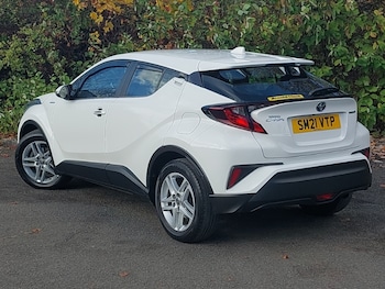 Used Toyota C-HR 2021 for sale - 76459731: Photo