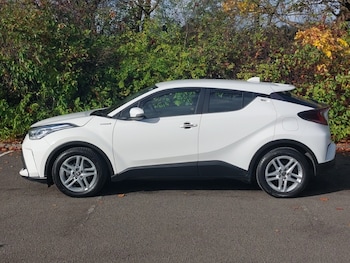 Used Toyota C-HR 2021 for sale - 76459731: Photo