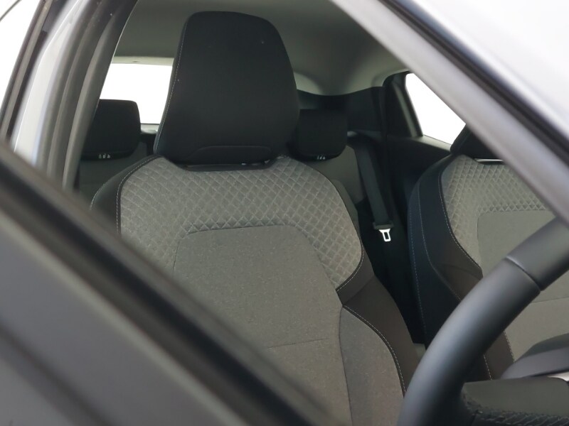 Used Renault Clio 2025 for sale - 77964126: Photo 12