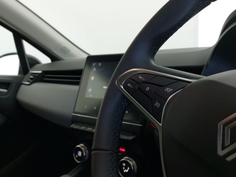 Used Renault Clio 2025 for sale - 77964126: Photo 13