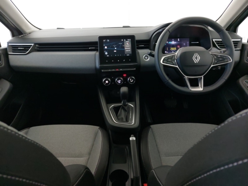 Used Renault Clio 2025 for sale - 77964126: Photo 2