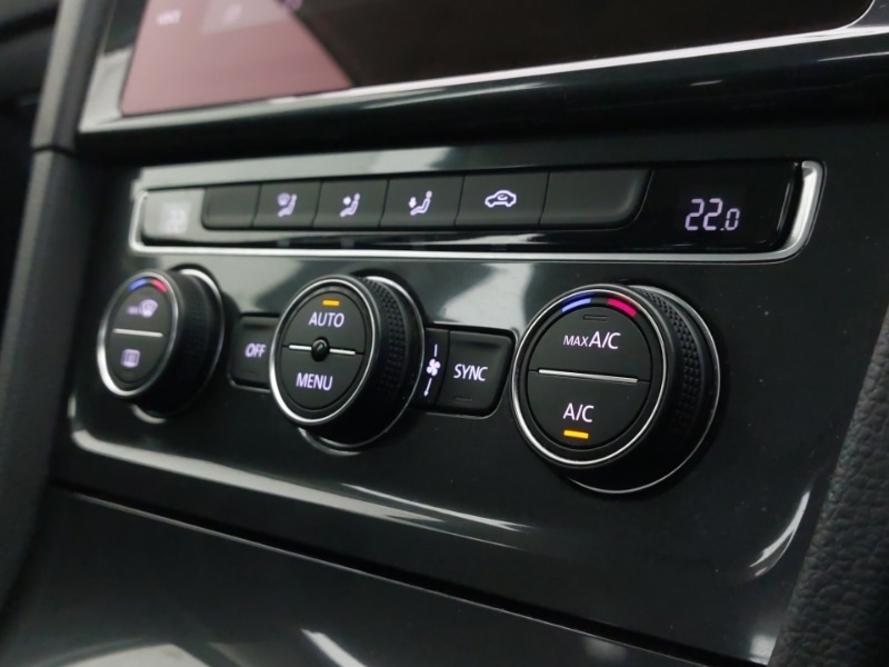 Used Volkswagen Golf 2017 for sale - 76602277: Photo 15