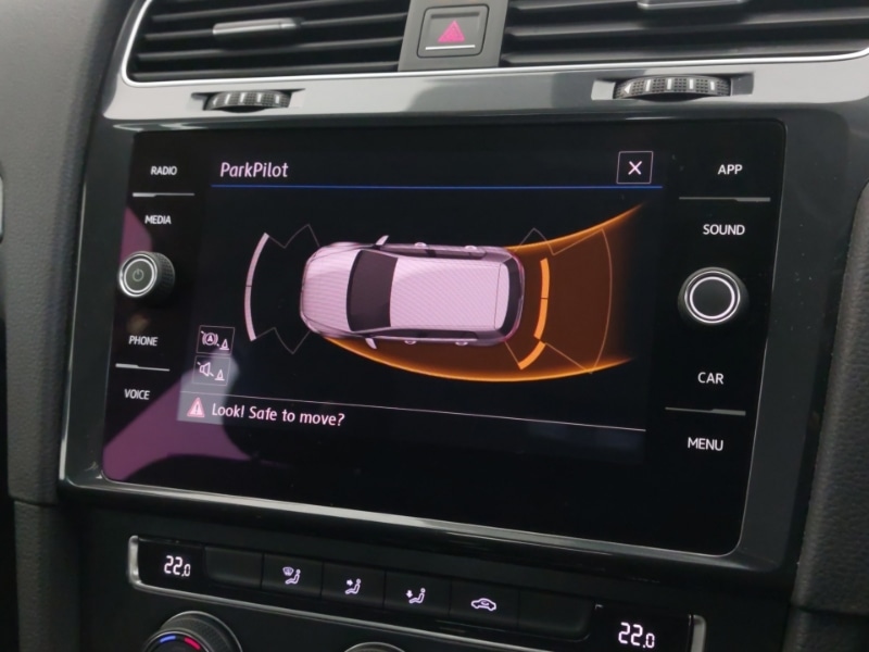 Used Volkswagen Golf 2017 for sale - 76602277: Photo 16