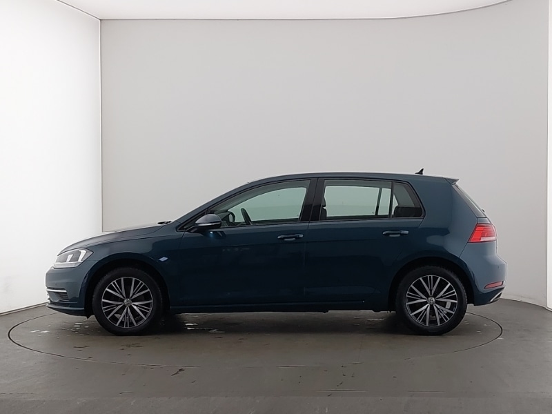 Used Volkswagen Golf 2017 for sale - 76602277: Photo 4