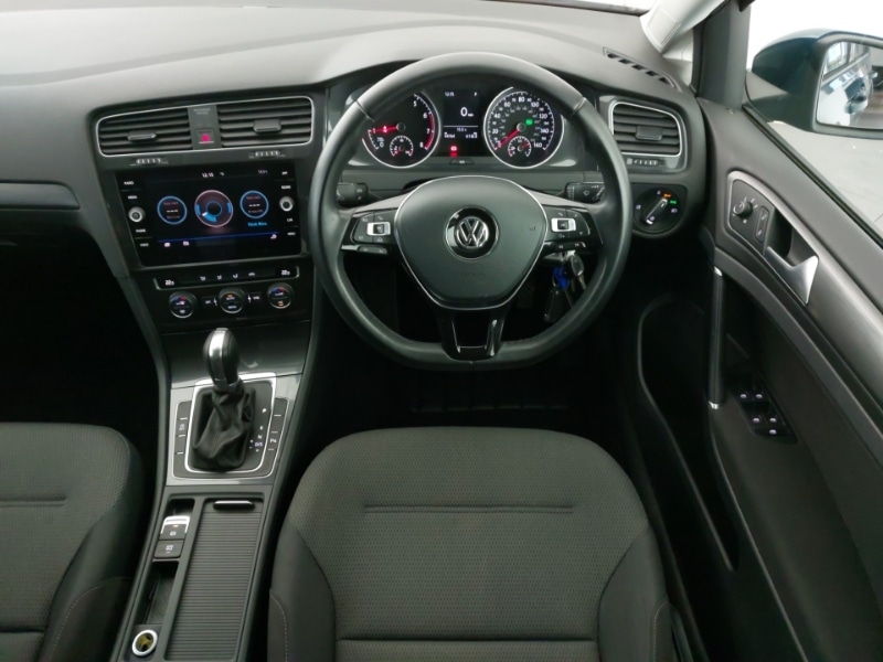 Used Volkswagen Golf 2017 for sale - 76602277: Photo 7