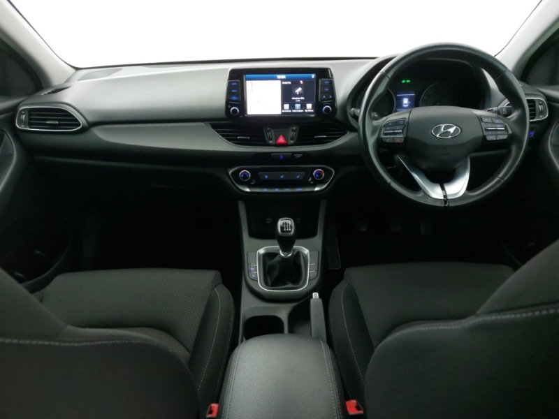 Used Hyundai i30 2017 for sale - 78203058: Photo 2