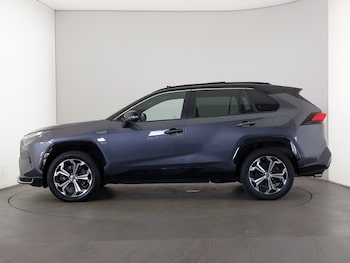 Used Toyota RAV4 2023 for sale - 79195389: Photo