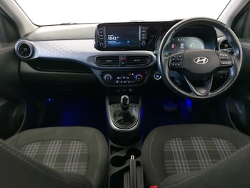 Used Hyundai i10 2024 for sale - 79263402: Photo