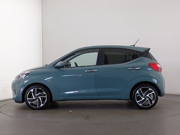 Used Hyundai i10 2024 for sale - 79263402: Photo