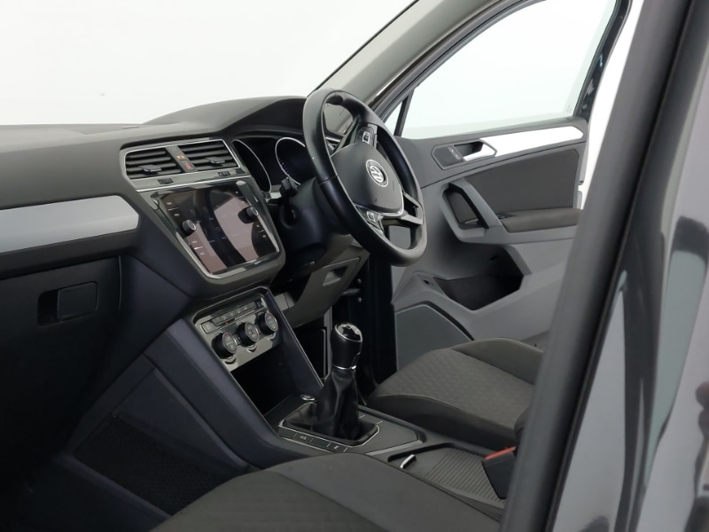 Used Volkswagen Tiguan 2018 for sale - 78126500: Photo 11