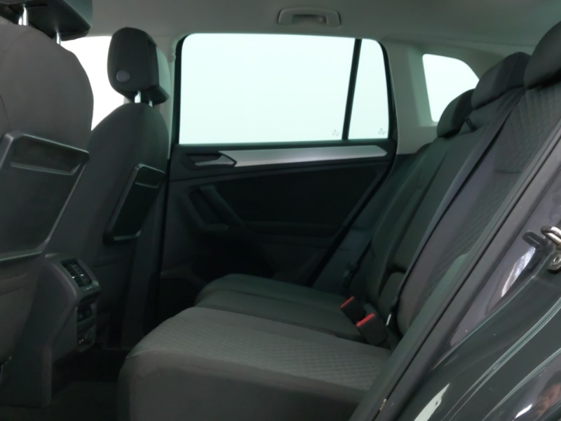 Used Volkswagen Tiguan 2018 for sale - 78126500: Photo 6