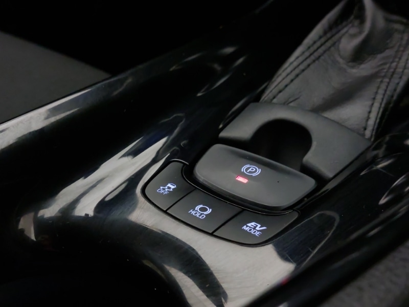 Used Toyota C-HR 2018 for sale - 76779661: Photo 18