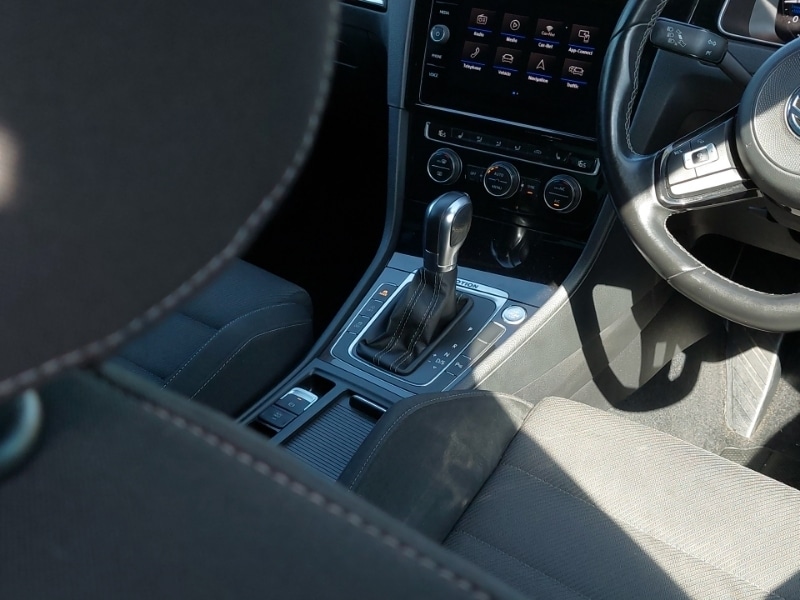 Used Volkswagen Golf 2019 for sale - 78164079: Photo 10