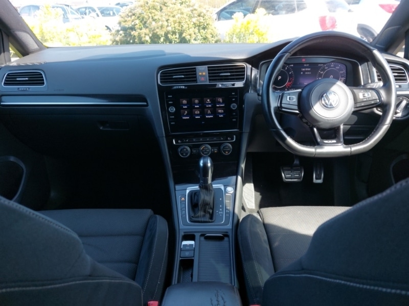 Used Volkswagen Golf 2019 for sale - 78164079: Photo 2