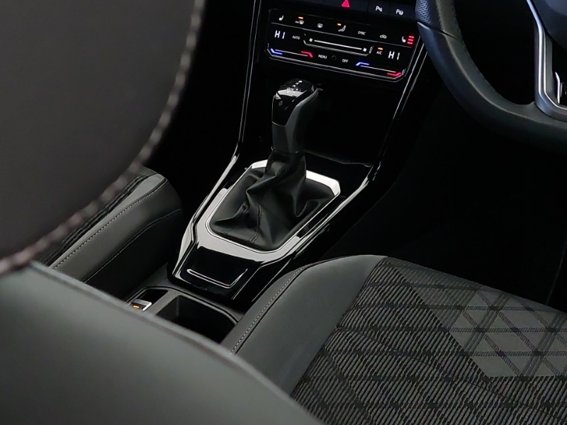 Used Volkswagen T-Roc 2025 for sale - 77105489: Photo 11