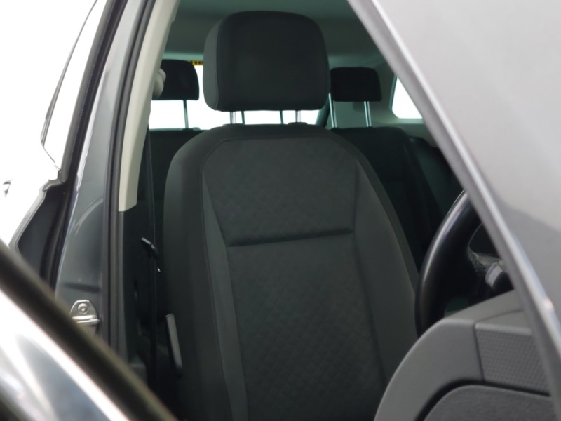 Used Volkswagen Tiguan 2019 for sale - 77964109: Photo 12