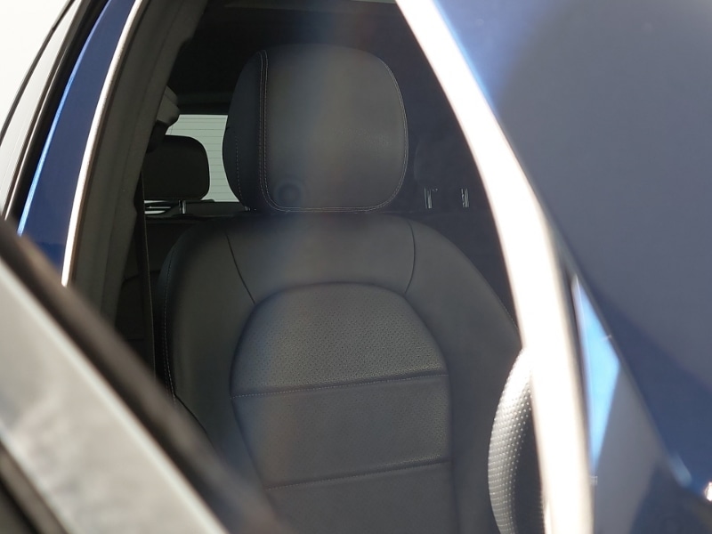 Used Mercedes-Benz GLC 2018 for sale - 77130126: Photo 12