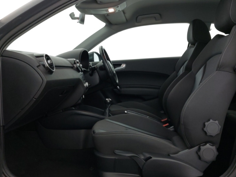 Used Audi A1 2017 for sale - 77999667: Photo 5