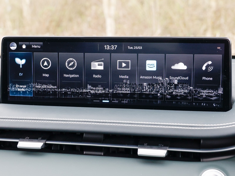 Used Genesis GV70 2024 for sale - 76176769: Photo 12